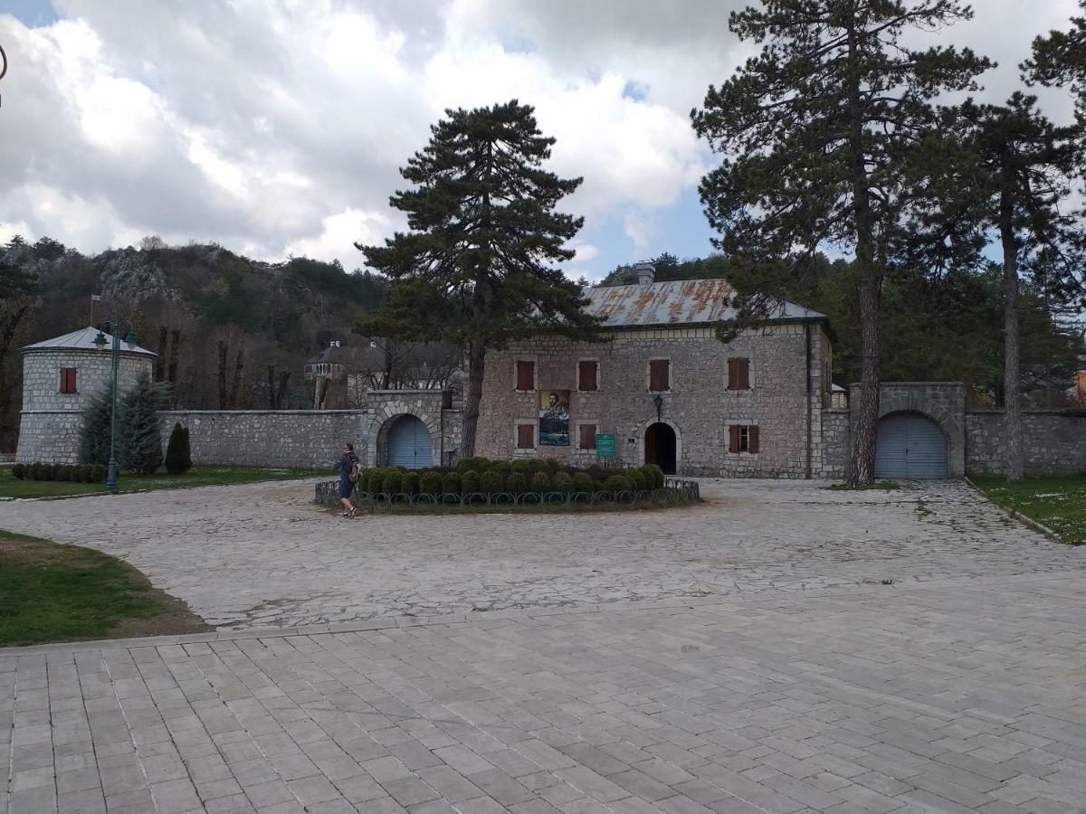 Apartman Donji Kraj Apartment Cetinje Exterior foto